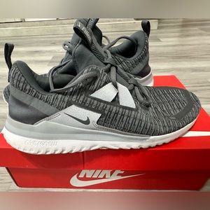 Nike Renew Arena- Coal, Unisex, Women’s size 11, Mens Size 10